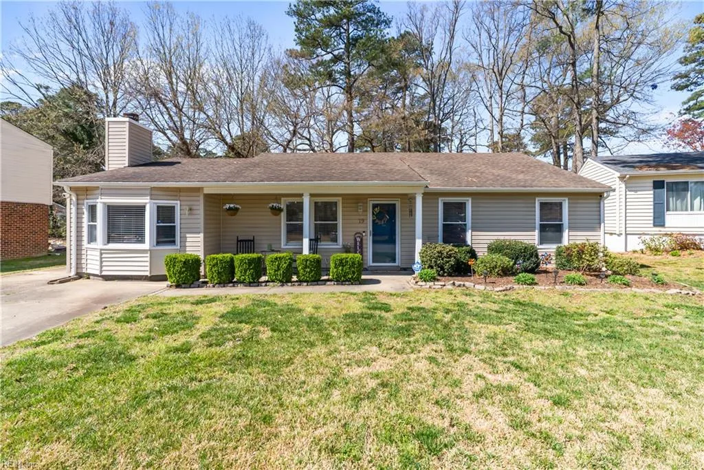 19 Old Church Cir, Portsmouth — photo
