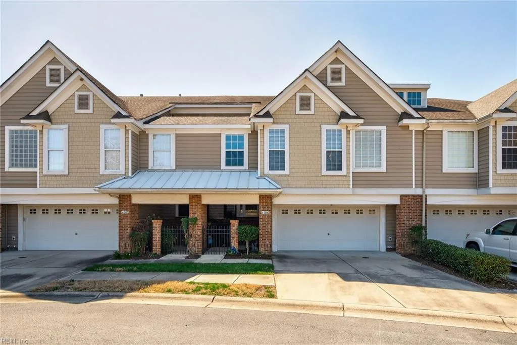 504 Crystal Bay CIR, SUFFOLK VA 23435