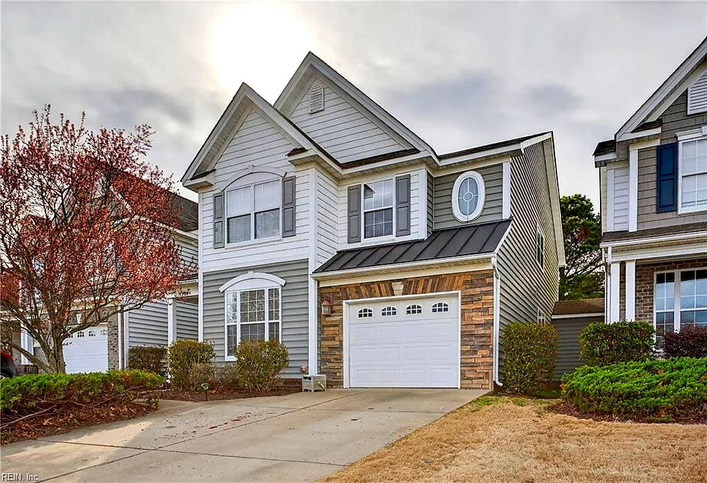 2006 Silver Charm Cir, Suffolk — photo