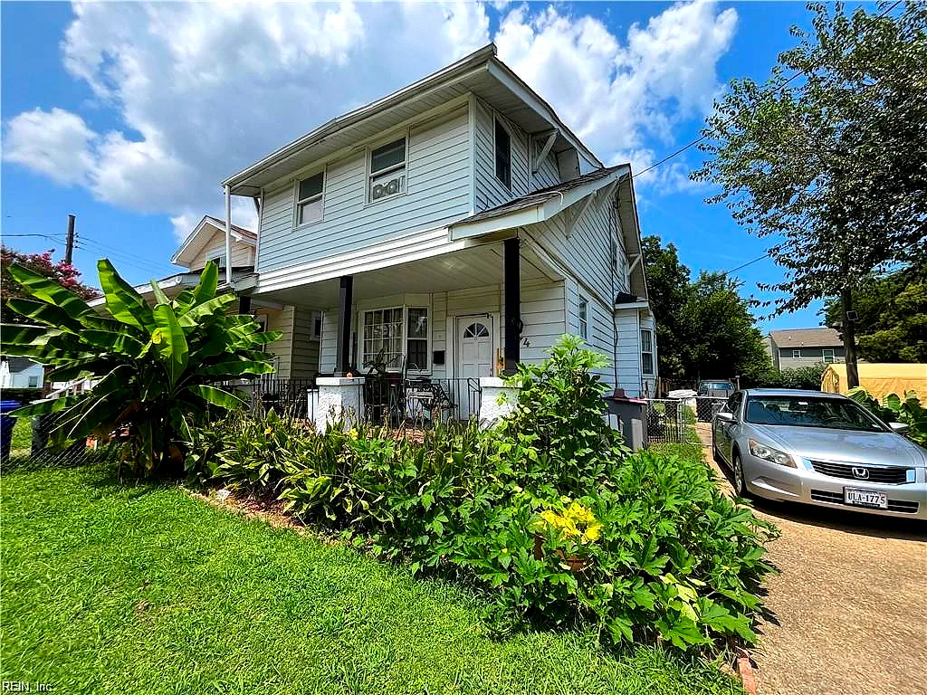 974 Philpotts RD, NORFOLK VA 23513