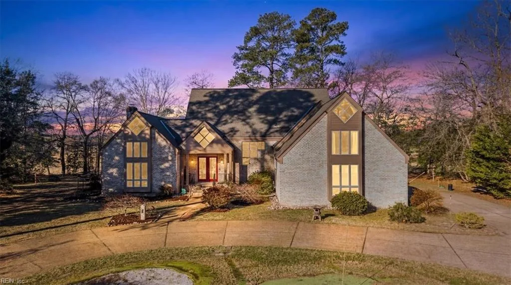 276 Colony Trl