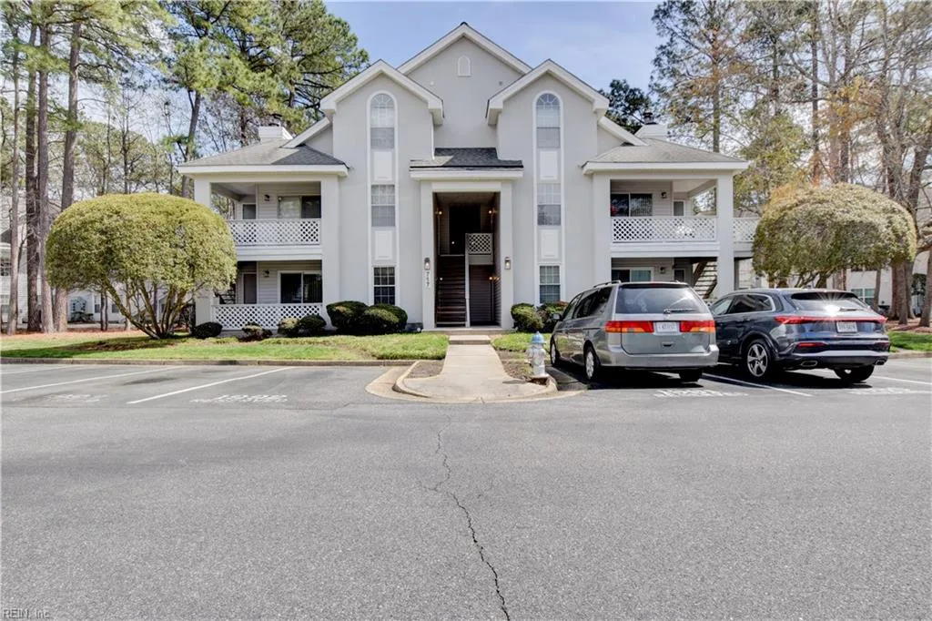 717 Inlet QUAY #G, CHESAPEAKE VA 23320