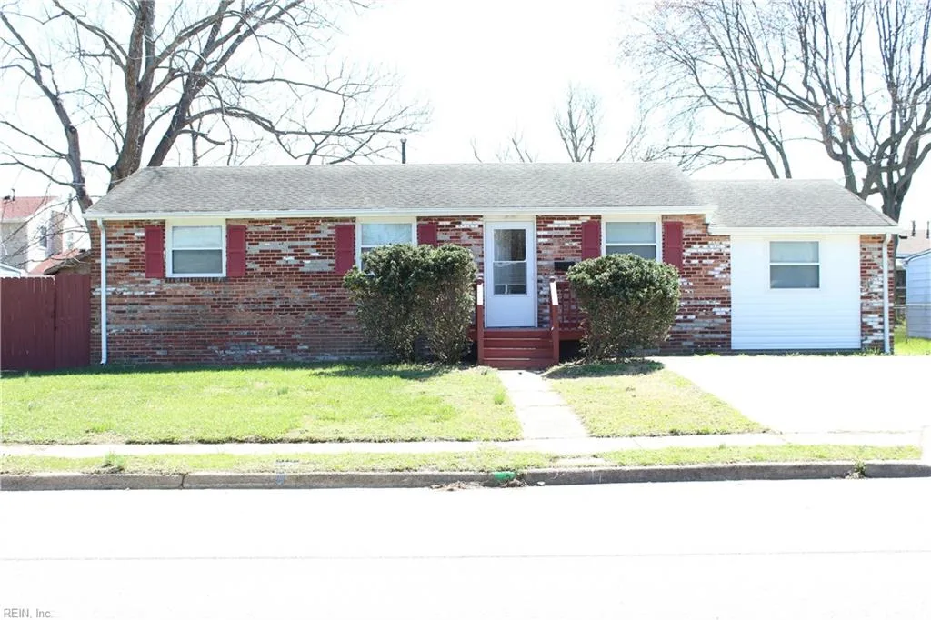 2004 Winfree Rd, Hampton — photo