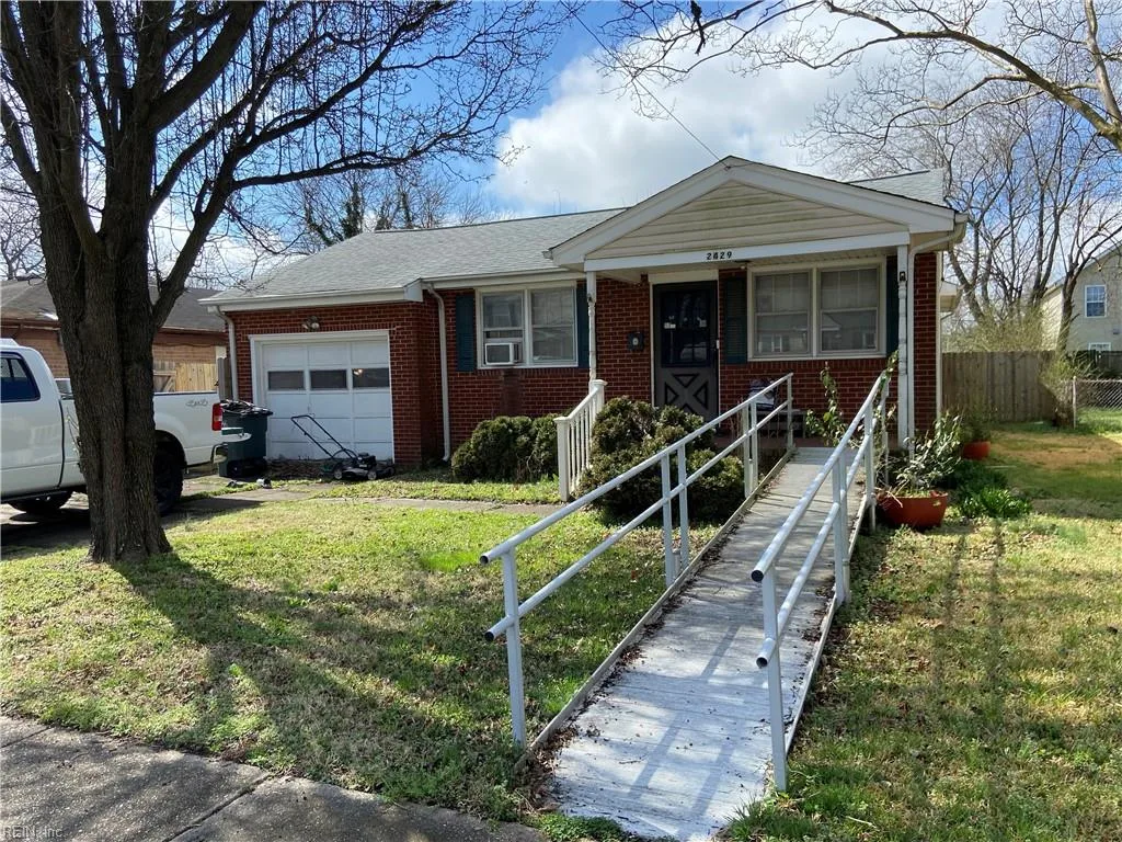 2429 Wyoming Ave, Norfolk — photo