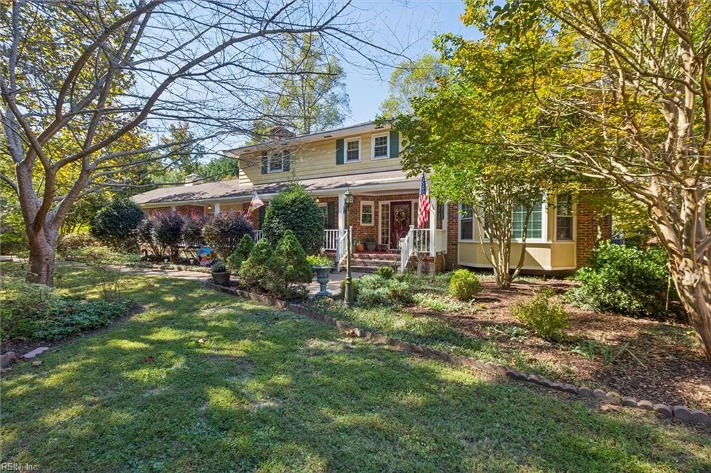 105 Sherwood DR, WILLIAMSBURG VA 23185