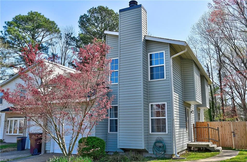705 Pine Wood Ct, Chesapeake — photo