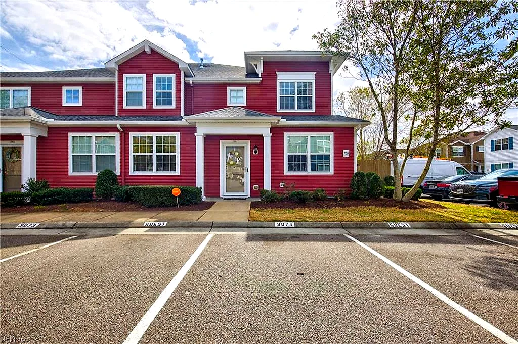 700 Lacy Oak Dr, Chesapeake — photo