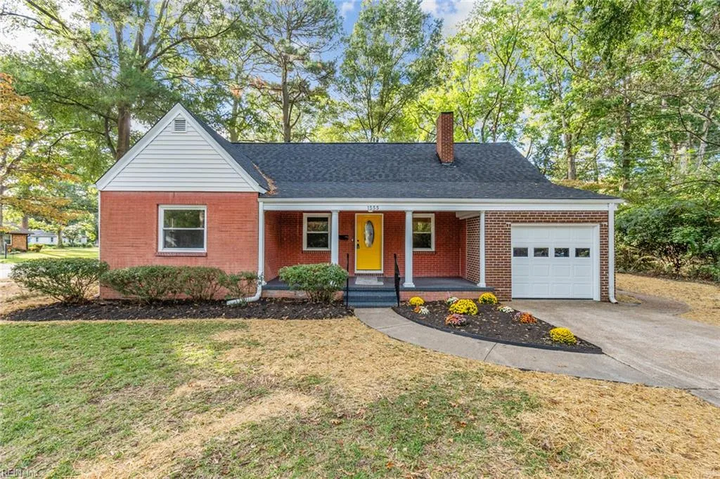 1555 Crane AVE, NORFOLK VA 23518