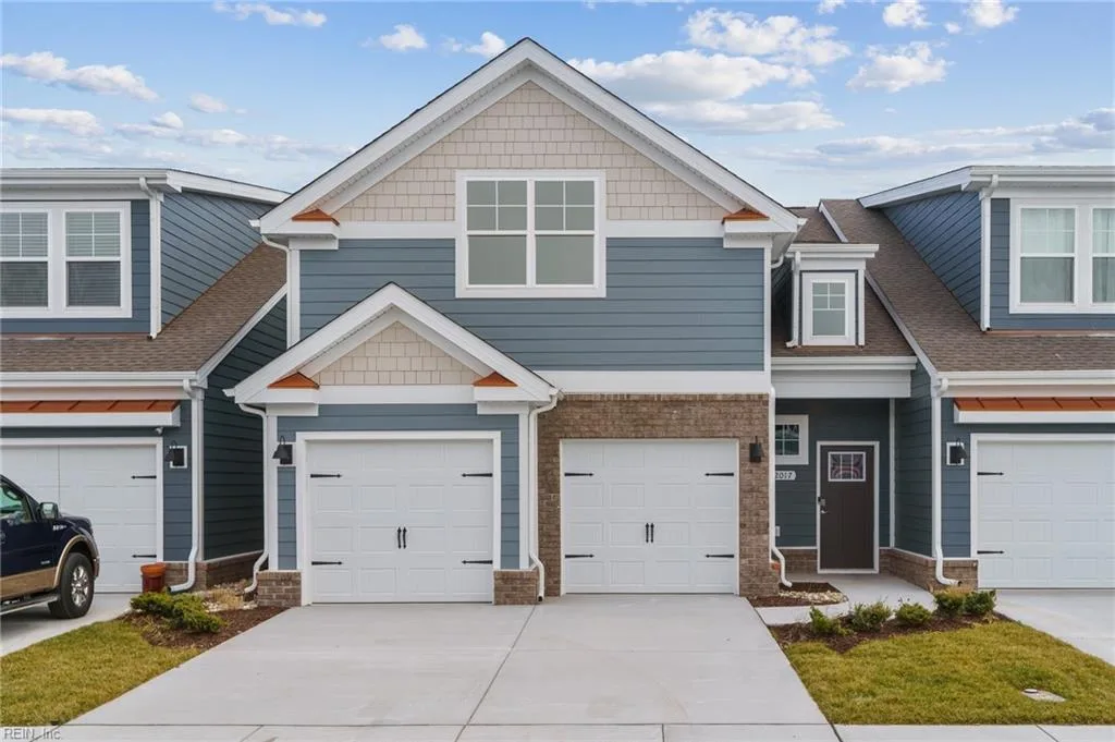 2017 Barton LN, CHESAPEAKE VA 23322