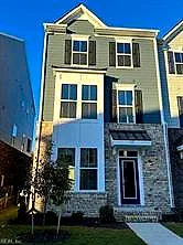 1127 Samuel Greene Way, Suffolk — photo