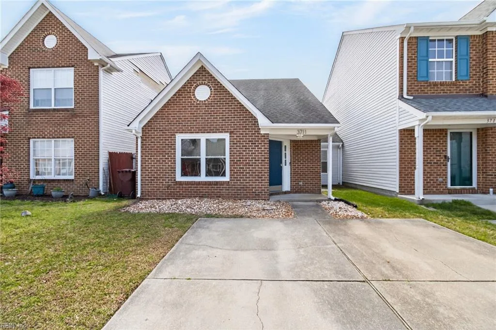 3711 Whitechapel Arch, Chesapeake — photo