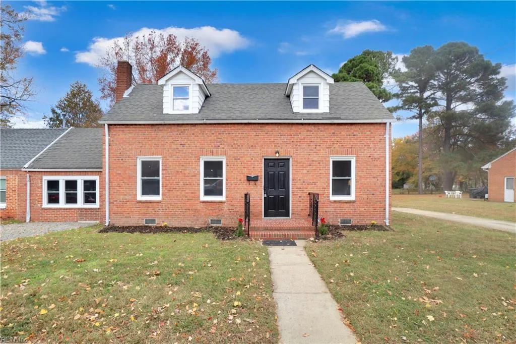 7 E Lewis Rd, Hampton — photo