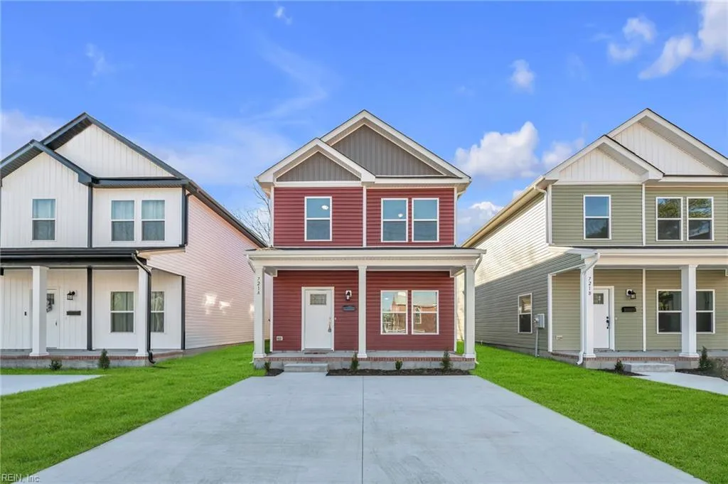 721 Ashley Ave #A, Suffolk — photo