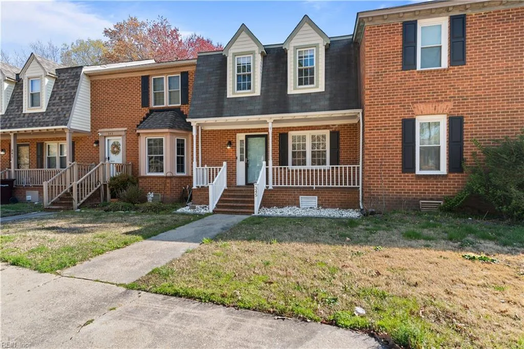 345 Middle Oaks Dr, Chesapeake — photo
