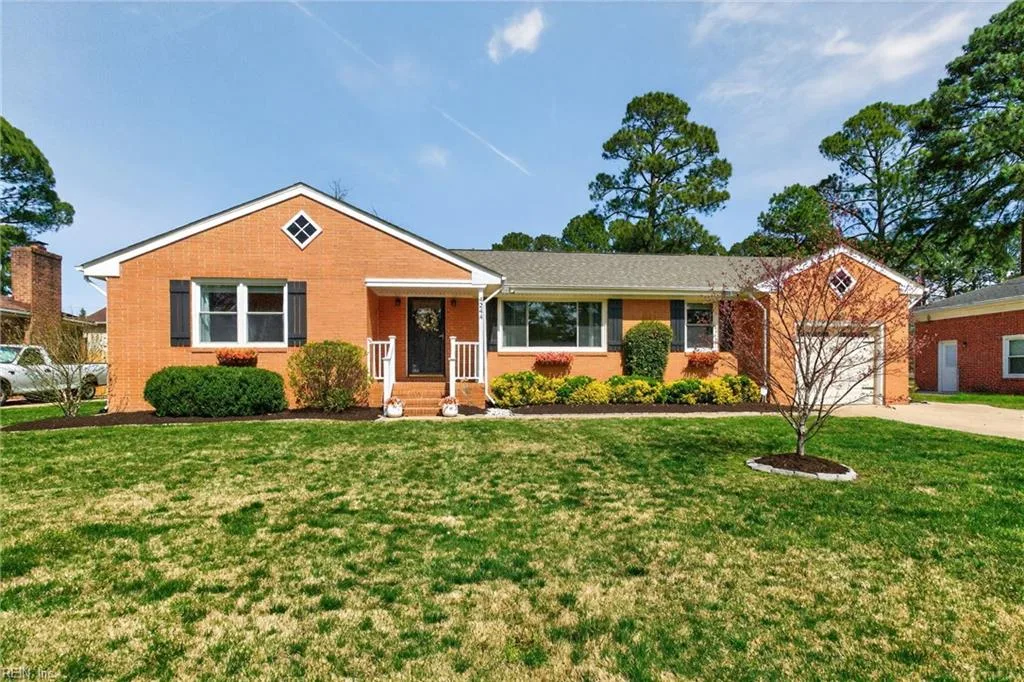 4244 Meadow Wood Dr, Chesapeake — photo