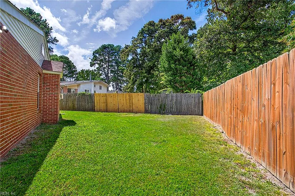 5480 Bayberry Dr, Norfolk — photo