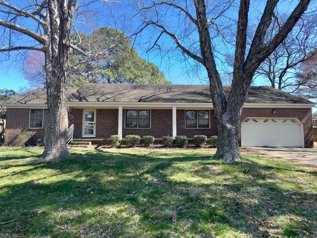 4444 Leatherwood DR, VIRGINIABEACH VA 23462