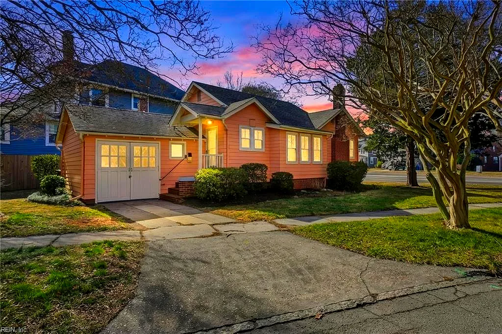 1164 Jamestown Cres, Norfolk — photo