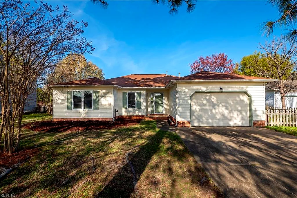 832 Daimler Dr, Virginia Beach — photo