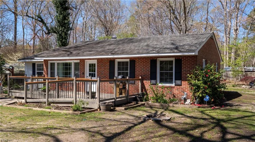104 Schenck DR, WILLIAMSBURG VA 23188