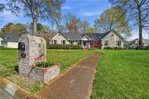1101 Fairway Dr, Chesapeake — photo