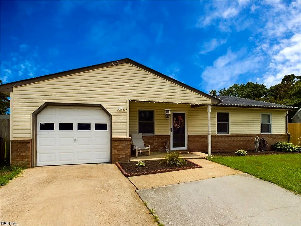 1320 Pierside Ct, Virginia Beach — photo