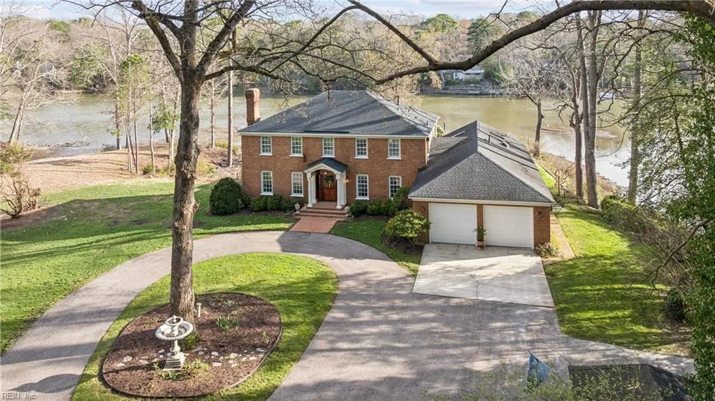 26 Amy Brooks DR, NEWPORTNEWS VA 23606