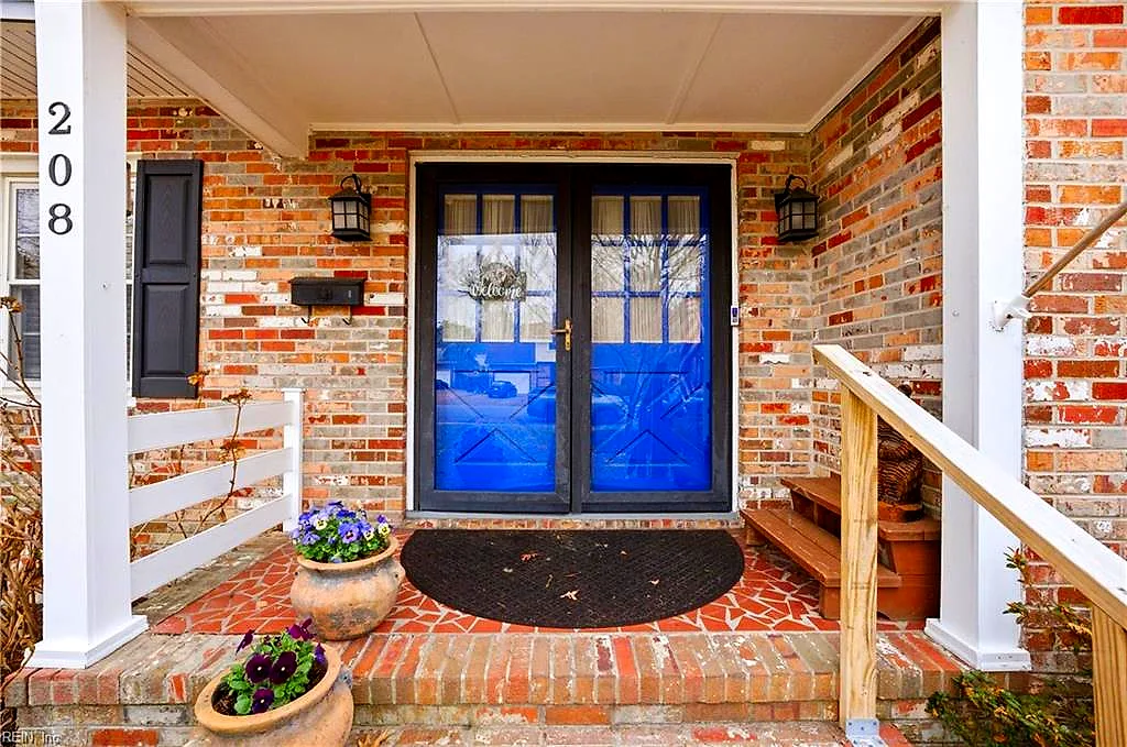 208 Shifting Log Dr, Hampton — photo