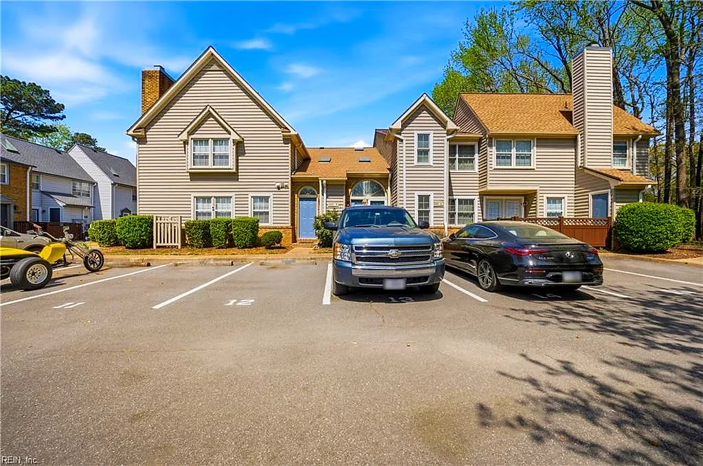 1001 Saint Andrews Way #B, Chesapeake — photo