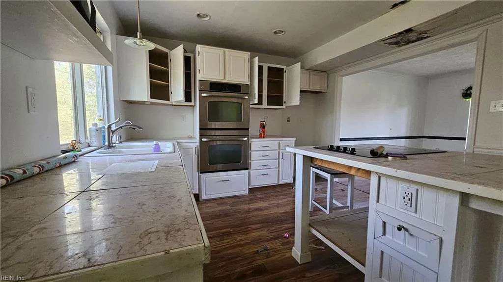 145 Alaric Dr, Hampton — photo