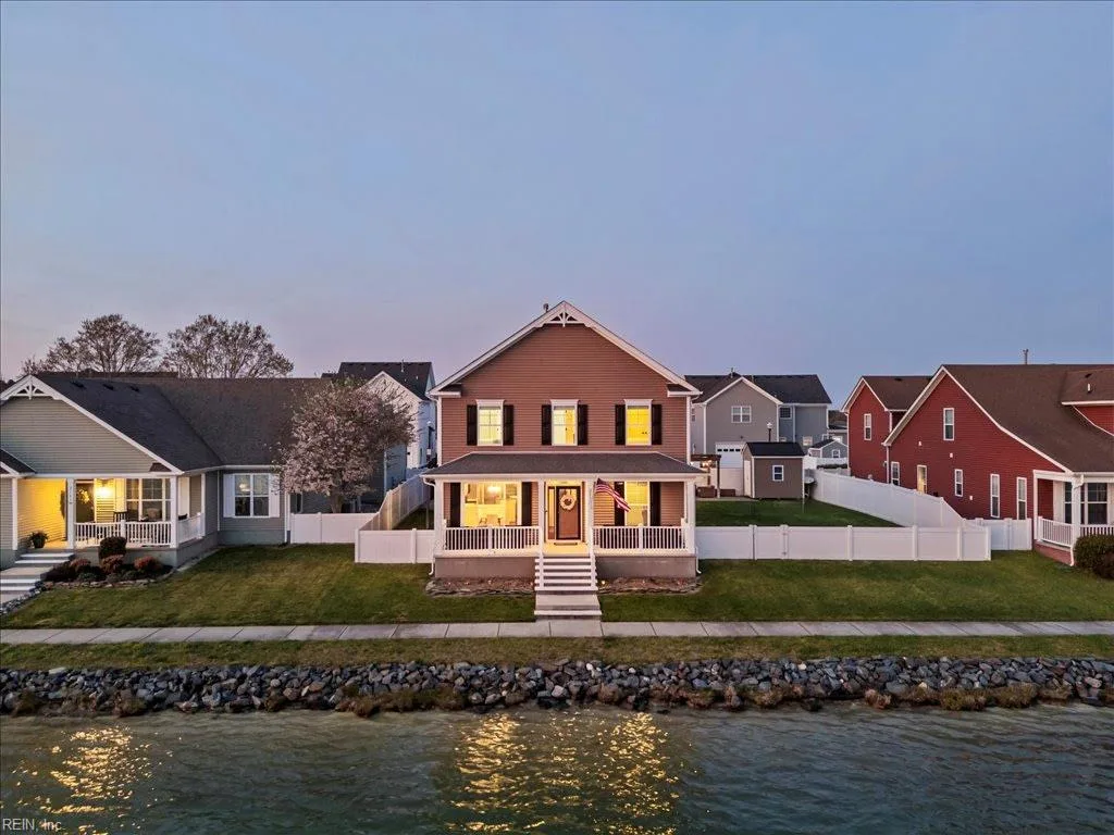 2137 Nottoway LN, VIRGINIABEACH VA 23456