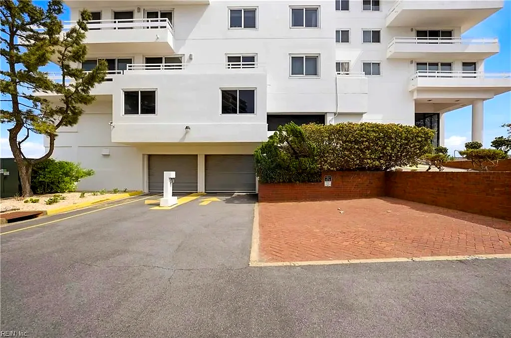3556 Shore Dr #605, Virginia Beach — photo