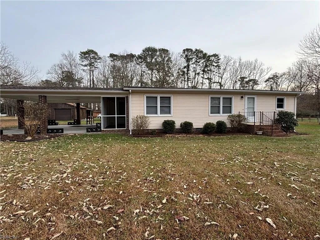 156 Collins Rd, Suffolk — photo