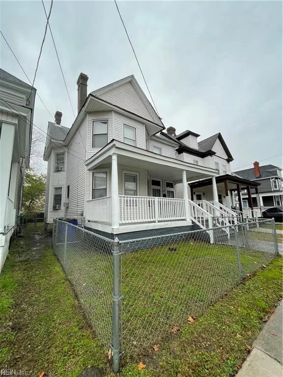 215 W 29th St, Norfolk — photo