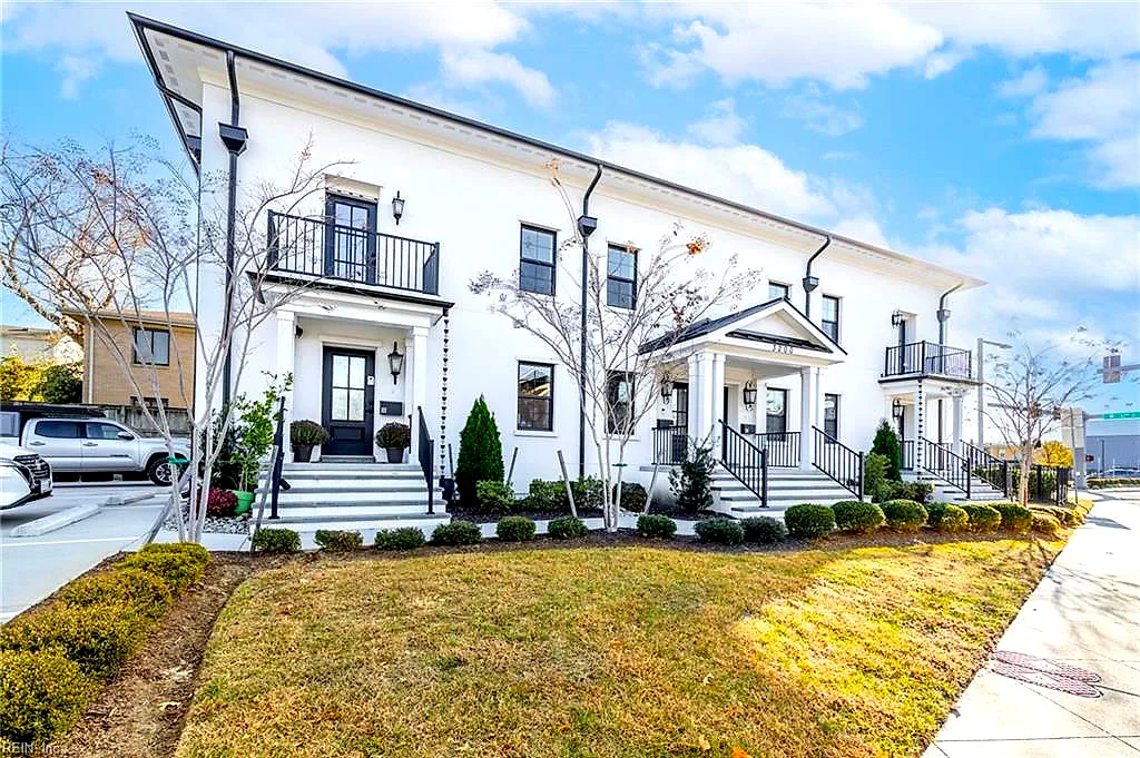 3200 Holly Rd #201, Virginia Beach — photo