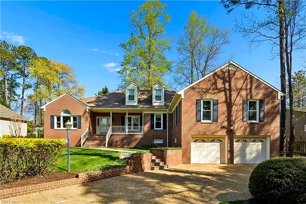 301 Beechwood Dr, Williamsburg — photo