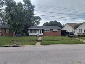 1317 Yeadon RD, CHESAPEAKE VA 23324