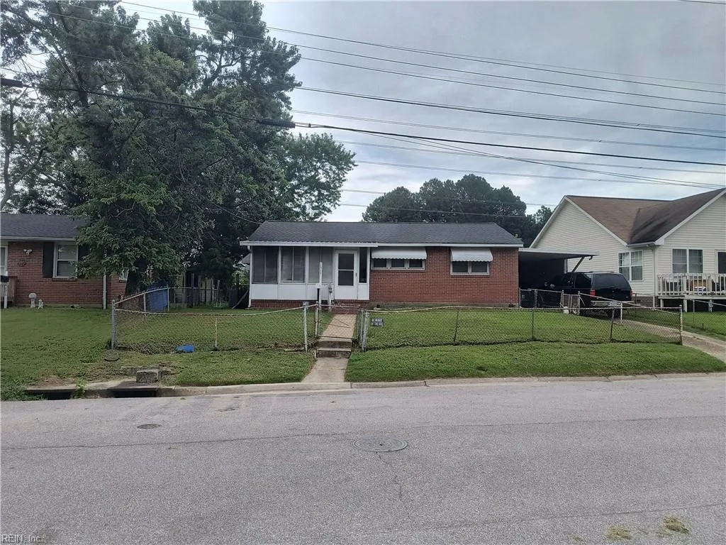 1317 Yeadon RD, CHESAPEAKE VA 23324
