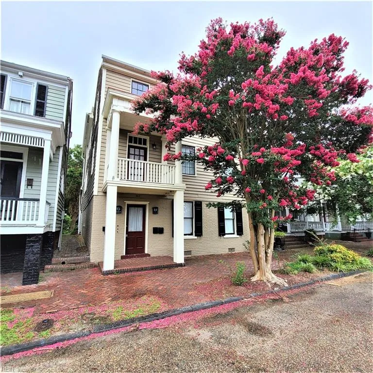 363 Washington ST #C, PORTSMOUTH VA 23704
