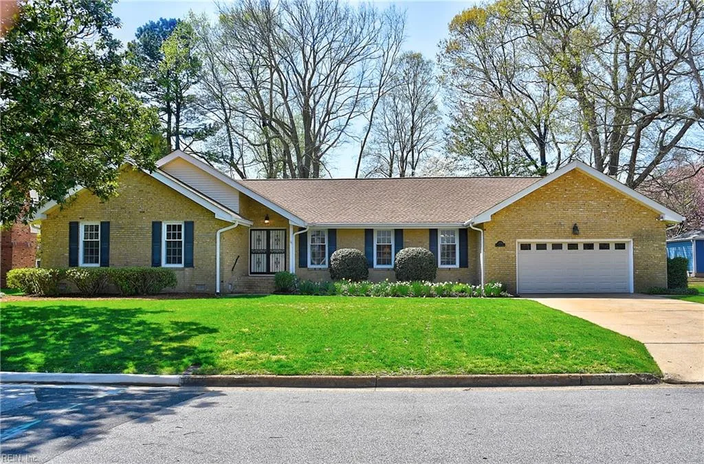 4505 Old English Cir, Virginia Beach — photo