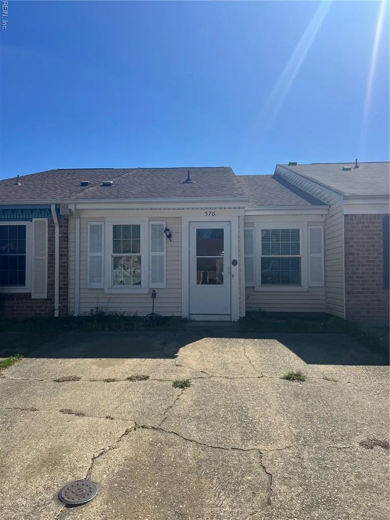 576 Peregrine St, Virginia Beach — photo