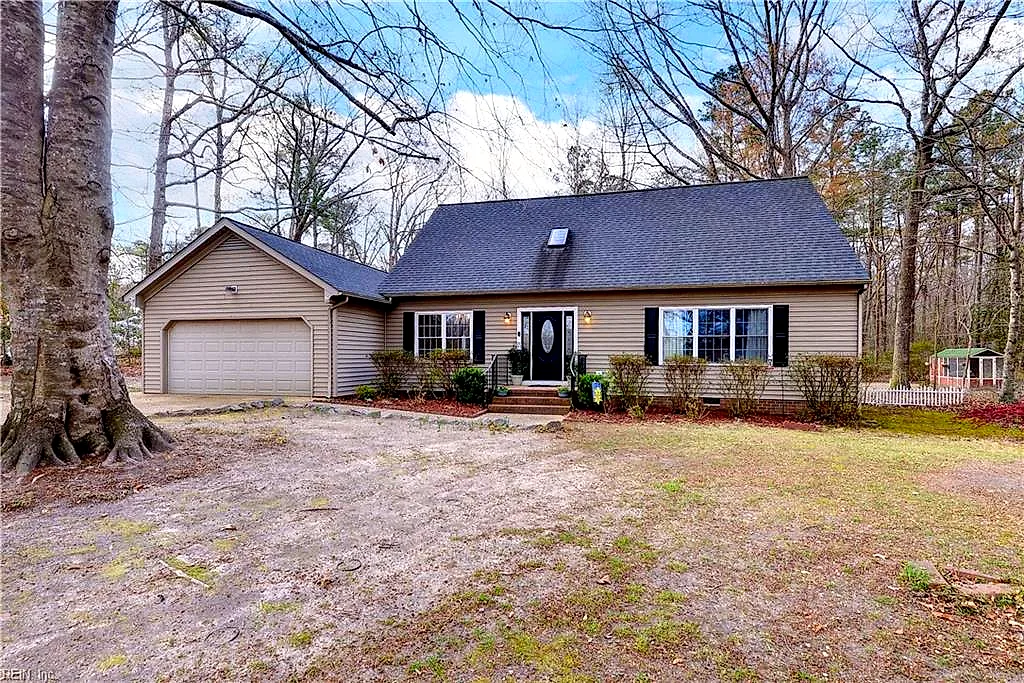 3592 Woodstock Rd, Gloucester — photo