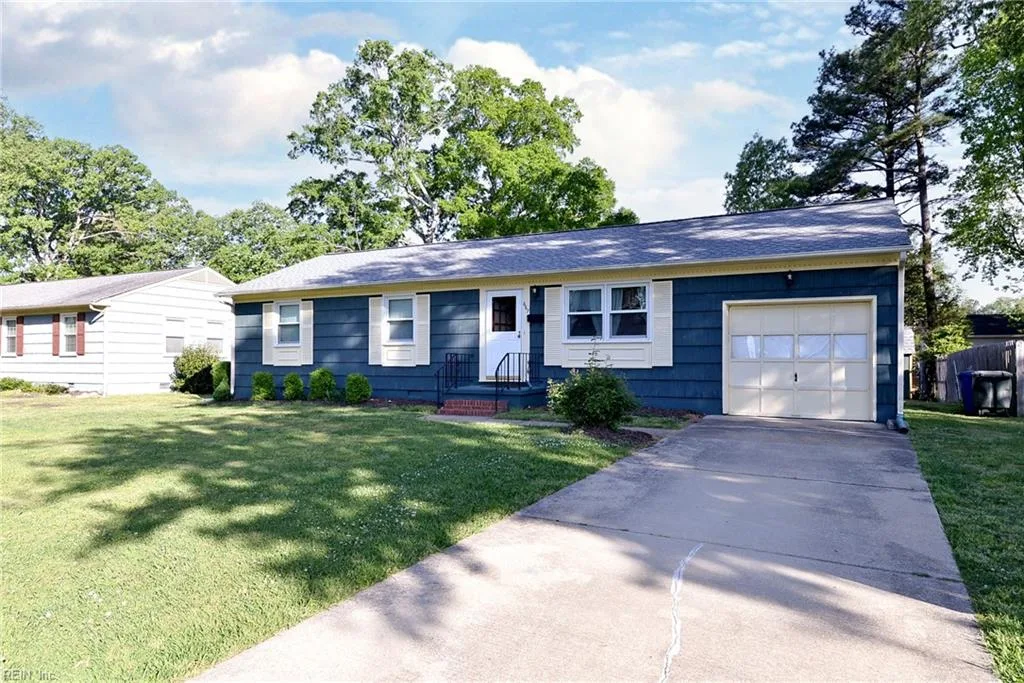 667 Kelso DR, NEWPORTNEWS VA 23601