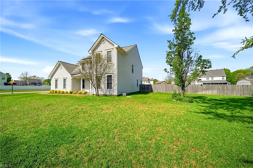 1704 Lancing Crest Cir, Chesapeake — photo