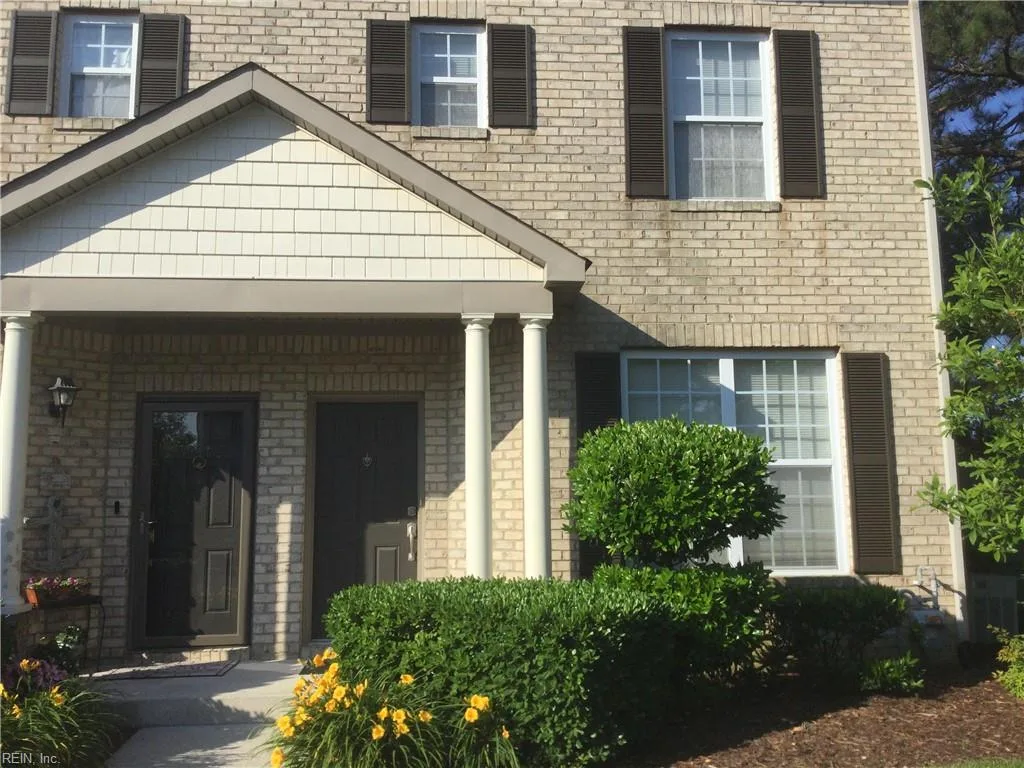 2037 SMALLBROOKE CT, VIRGINIABEACH VA 23454