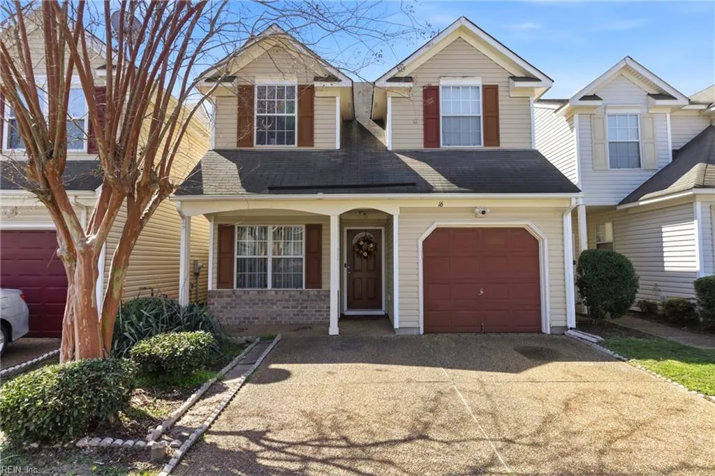 16 Aster WAY #8, HAMPTON VA 23663