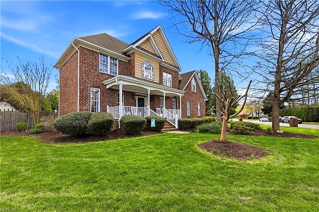 715 Wentworth Dr, Chesapeake — photo