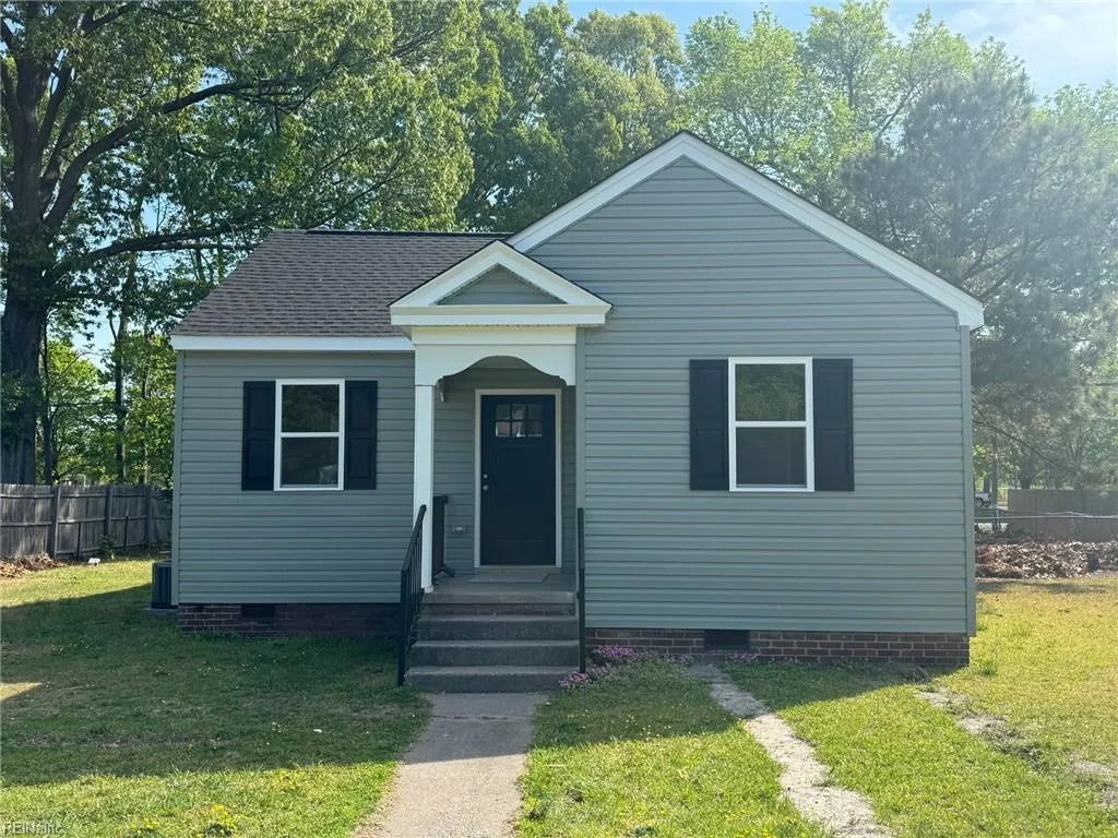 655 Ellen RD, NEWPORTNEWS VA 23605