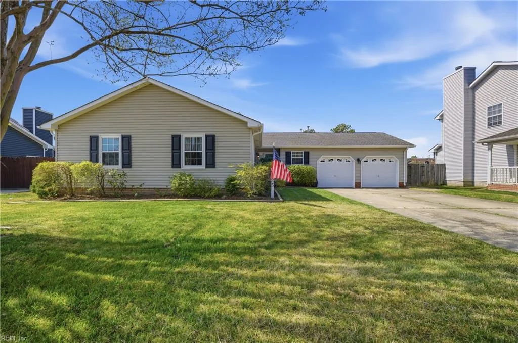825 Levy LOOP, VIRGINIABEACH VA 23454