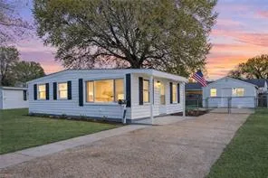 2703 Cayce DR, CHESAPEAKE VA 23324